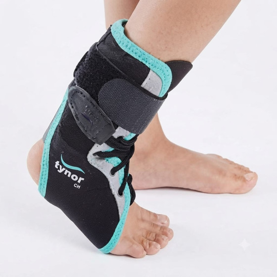 TYNOR CHEVILLÈRE D’IMMOBILISATION LIGAMENTAIRE LATÉRALE JUNIOR TAILLE CHILDREN